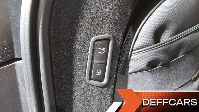 Maserati LEVANTE 3.0 AWD купить на сайте DeffCars