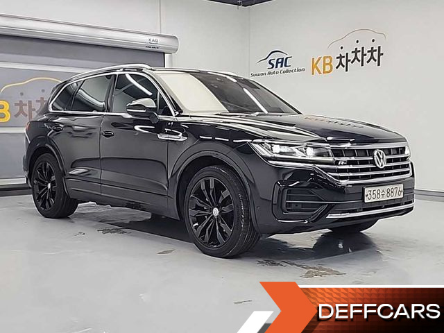 Volkswagen TOUAREG 3.0 TDI R-Line купить на сайте DeffCars