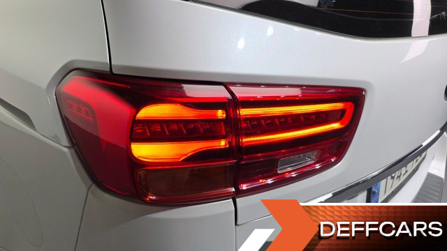 Kia CARNIVAL 9-Seater Noblesse Special купить на сайте DeffCars