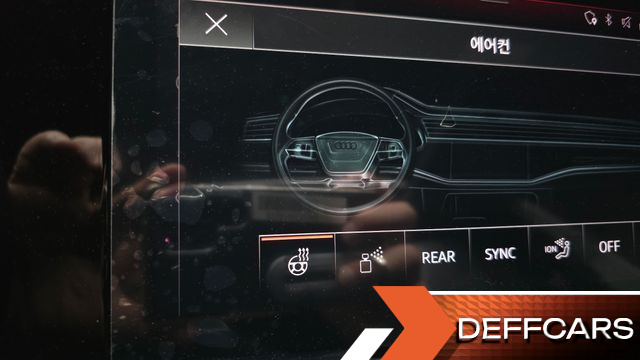 Audi Q8 55 TFSI Quattro Premium купить на сайте DeffCars