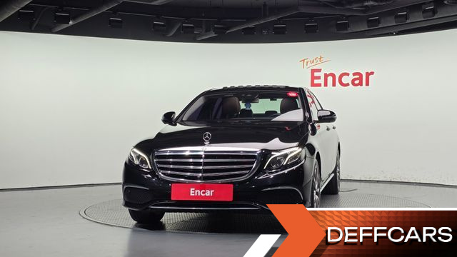 Mercedes E-CLASS E300 Exclusive купить на сайте DeffCars