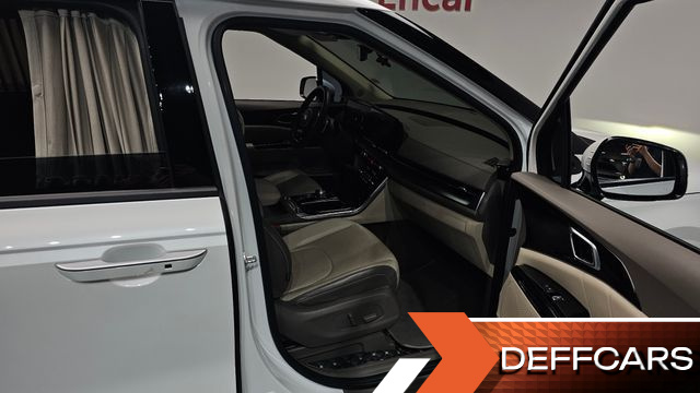 Kia CARNIVAL Gasoline 7-Seater Hi-Limousine Signature купить на сайте DeffCars