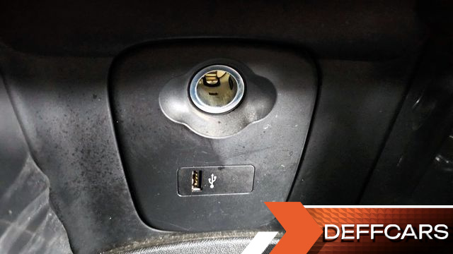 Mini COOPER 5Door Standard 3rd купить на сайте DeffCars
