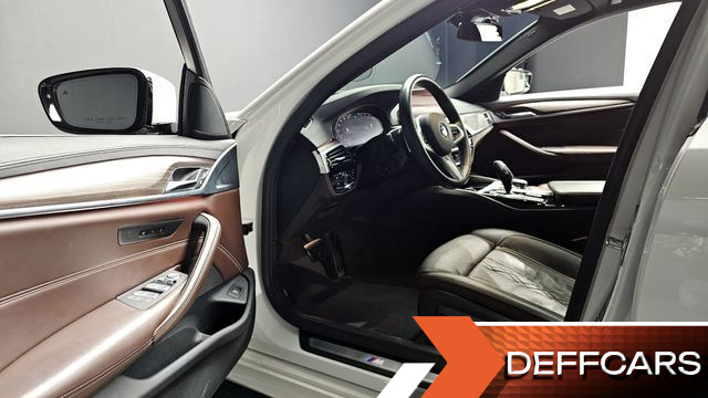 BMW 5-SERIES 520d xDrive M Sport Package Plus купить на сайте DeffCars