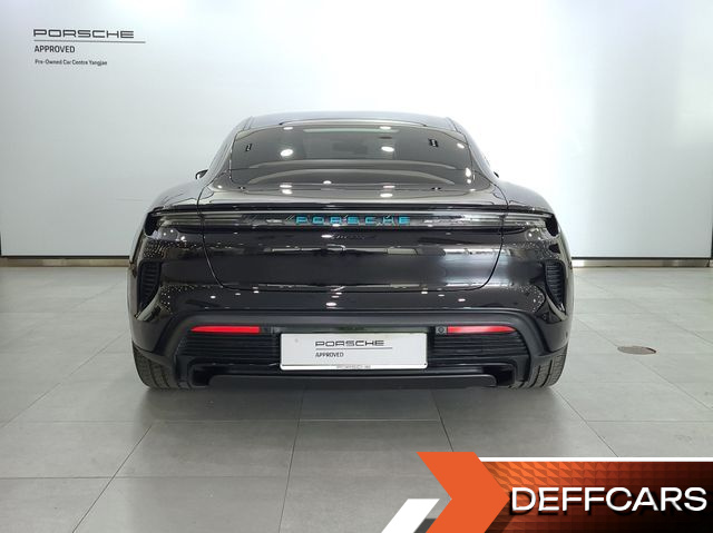 Porsche TAYCAN Turbo S купить на сайте DeffCars