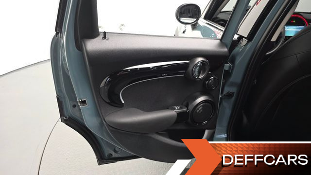 Mini COOPER 5Door Multitione Edition 3rd купить на сайте DeffCars