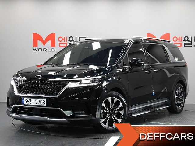 Kia CARNIVAL Gasoline 7-Seater Signature купить на сайте DeffCars