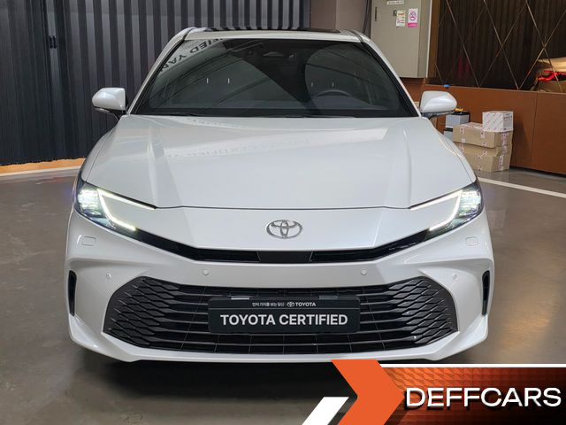Toyota CAMRY 2.5 XLE Hybrid купить на сайте DeffCars
