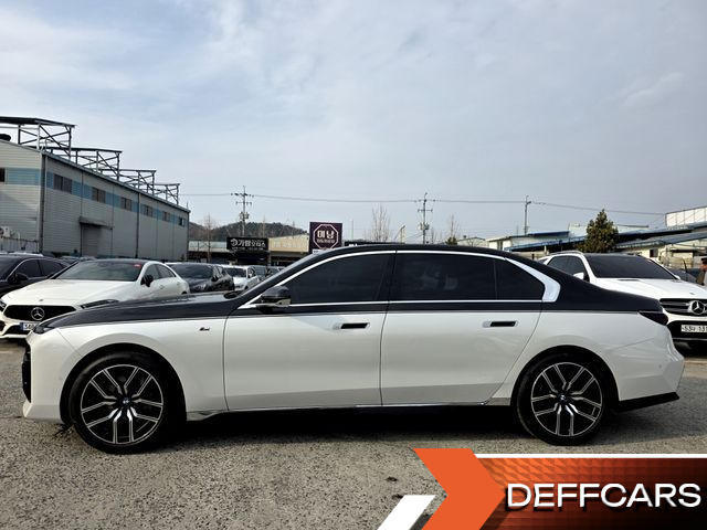BMW 7-SERIES 740i sDrive M Sport купить на сайте DeffCars