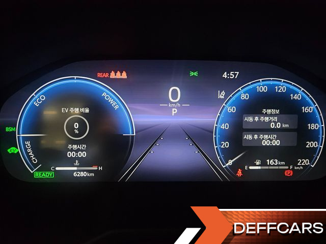 Toyota RAV4 2,5 4WD Hybrid LTD купить на сайте DeffCars
