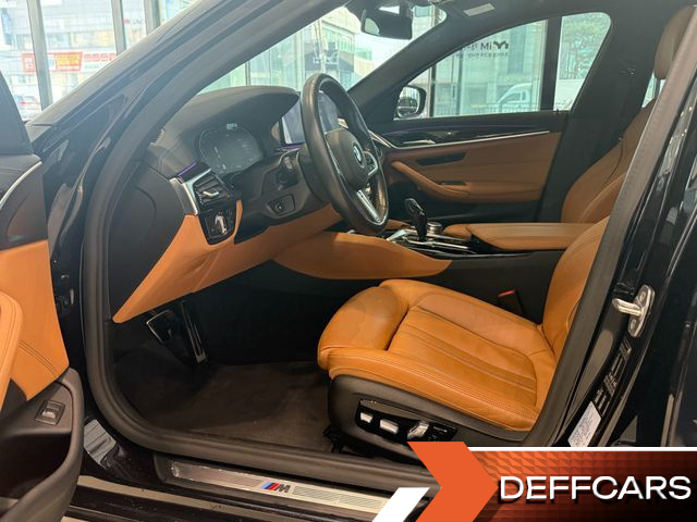 BMW 5-SERIES 520i M Sport купить на сайте DeffCars