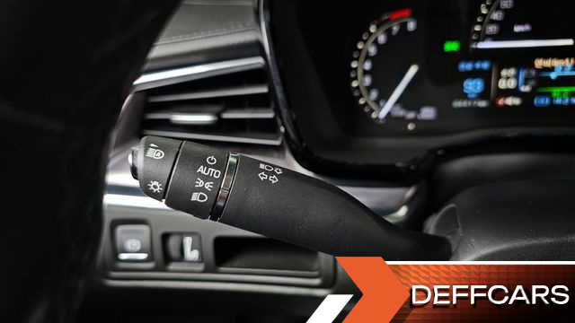 Cadillac XT5 3.6 Premium AWD купить на сайте DeffCars