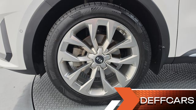 Kia SORENTO Diesel 2.2 2WD Signature купить на сайте DeffCars