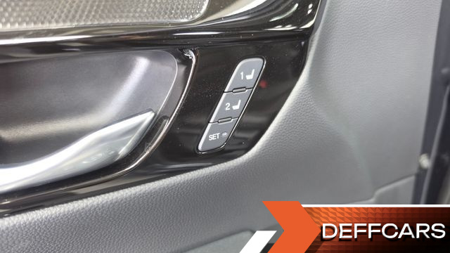 Honda CR-V 2.0 Hybrid Touring 4WD купить на сайте DeffCars
