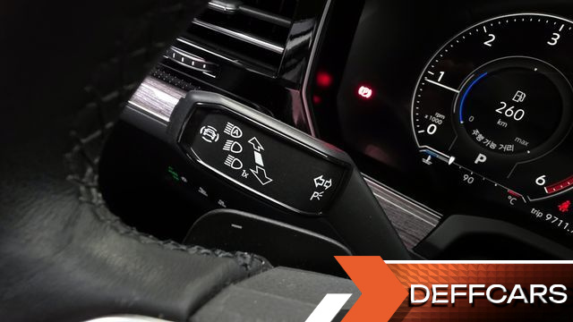 Volkswagen TOUAREG 3.0 TDI Premium купить на сайте DeffCars