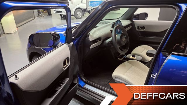 Mini COOPER 5 Door Favoured купить на сайте DeffCars