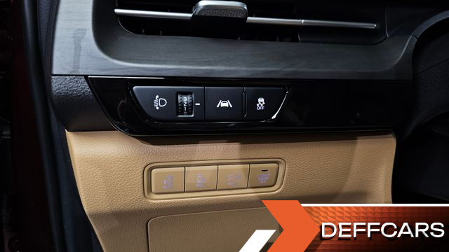 Kia CARNIVAL 7-Seater Signature купить на сайте DeffCars