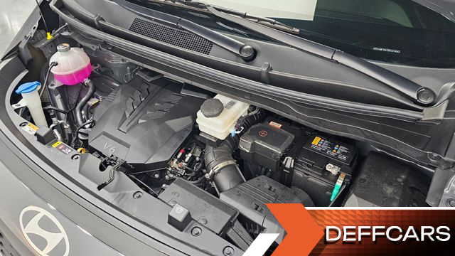 Hyundai STARIA L3.5 Cargo 3-Seater Modern купить на сайте DeffCars
