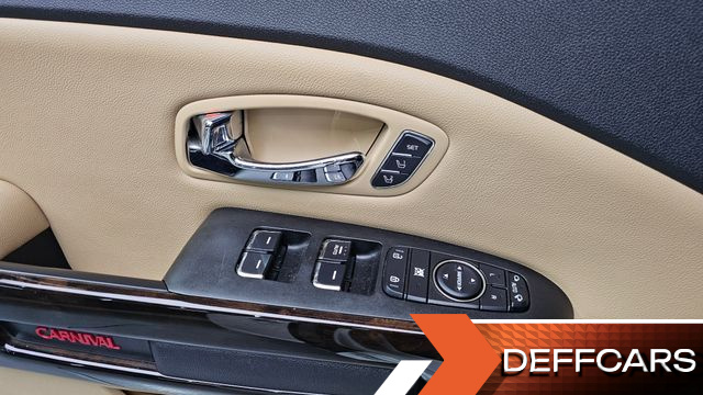 Kia CARNIVAL Gasoline 7-Seater Limousine President купить на сайте DeffCars
