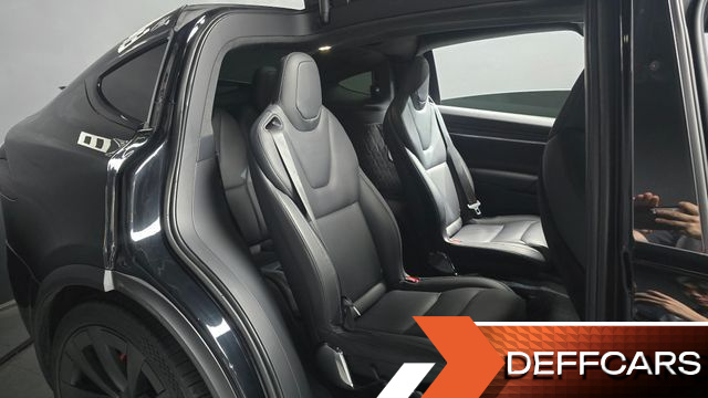 Tesla MODEL X Plaid купить на сайте DeffCars