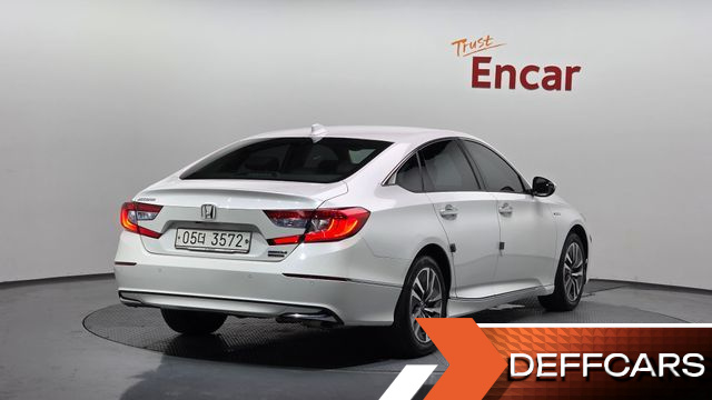Honda ACCORD 2.0 Hybrid Touring купить на сайте DeffCars