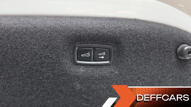 Porsche TAYCAN Base купить на сайте DeffCars