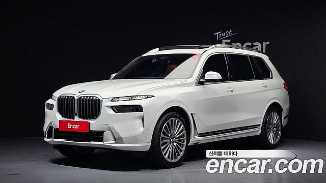 BMW X7 xDrive 40i Design Pure Excellence 6-Seater купить на сайте DeffCars