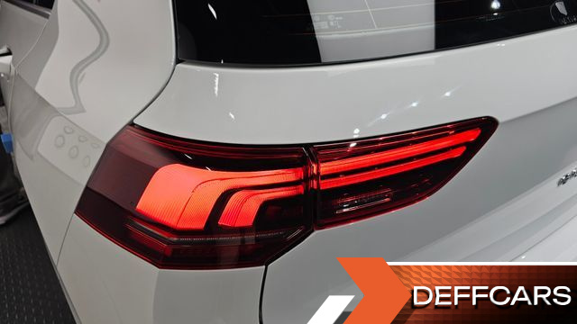 Volkswagen GOLF 2.0 TDI Premium купить на сайте DeffCars