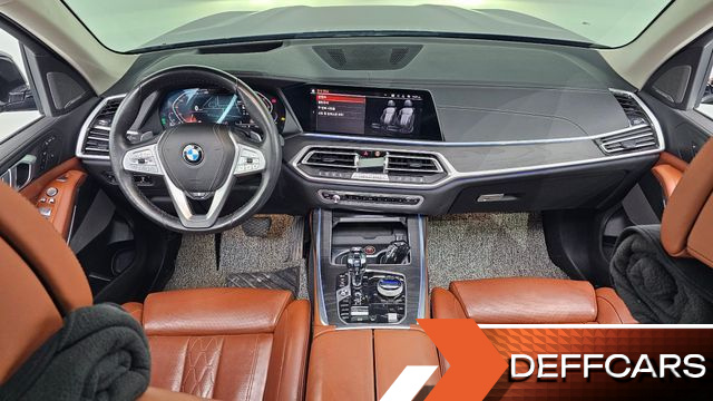 BMW X7 xDrive 30d Design Pure Excellent 6-Seater купить на сайте DeffCars