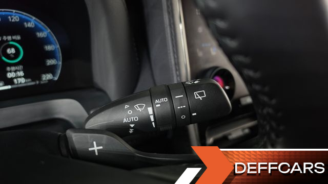 Toyota ALPHARD 2.5 HEV Executive AWD купить на сайте DeffCars