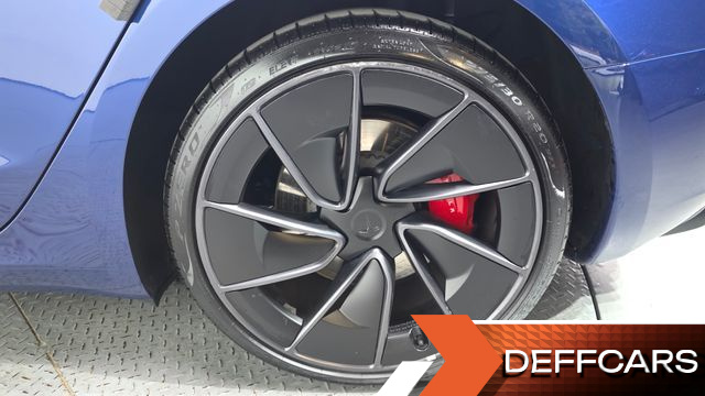 Tesla MODEL 3 Performance AWD купить на сайте DeffCars
