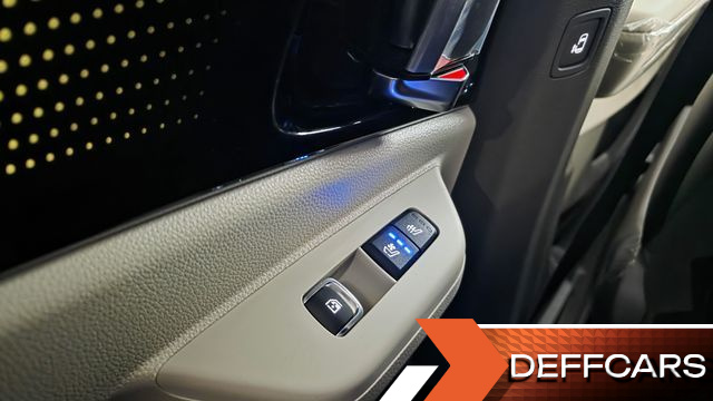 Kia CARNIVAL HEV 9-Seater Hi-Limousine Signature купить на сайте DeffCars
