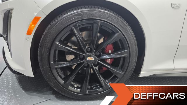 Cadillac CT5 2.0 Sport купить на сайте DeffCars