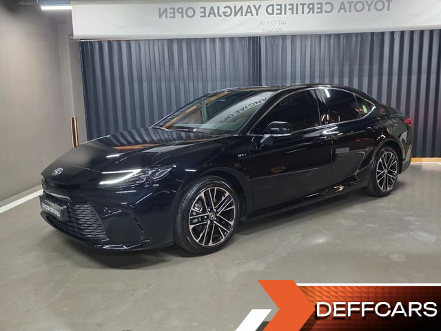 Toyota CAMRY 2.5 XLE Hybrid купить на сайте DeffCars