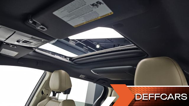 Toyota SIENNA 2.5 Hybrid 2WD купить на сайте DeffCars