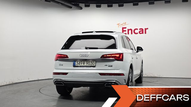 Audi Q5 45 TFSI Quattro Premium купить на сайте DeffCars