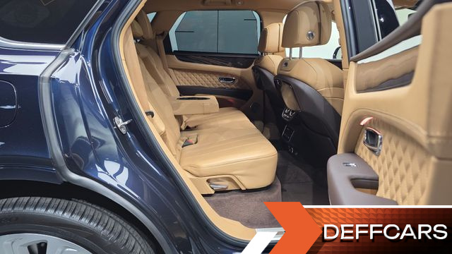 Bentley BENTAYGA 4.0 V8 купить на сайте DeffCars
