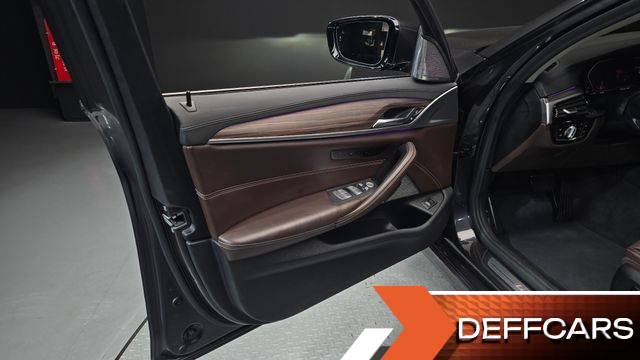 BMW 5-SERIES 520d Luxury Plus купить на сайте DeffCars