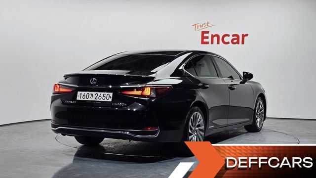 Lexus ES Luxury Plus купить на сайте DeffCars
