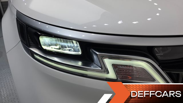 Kia CARNIVAL Diesel 9-Seater Prestige купить на сайте DeffCars