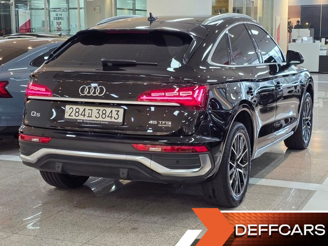 Audi Q5 45 TFSI Quattro Premium Sportback купить на сайте DeffCars