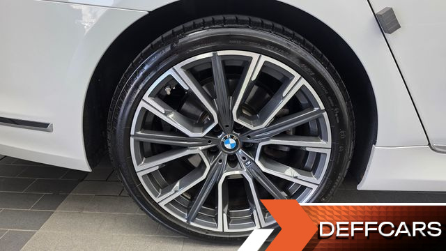 BMW 7-SERIES 740Li xDrive M Sport Package купить на сайте DeffCars