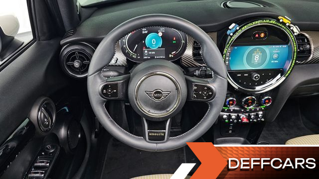 Mini COOPER 5Door Resolute Edition 3rd Gen купить на сайте DeffCars