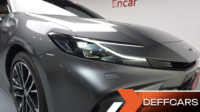 Toyota CAMRY 2.5 XLE Hybrid купить на сайте DeffCars