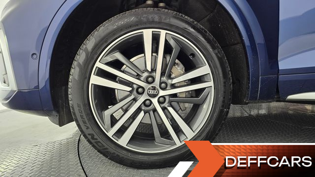 Audi Q5 45 TFSI Quattro Premium купить на сайте DeffCars