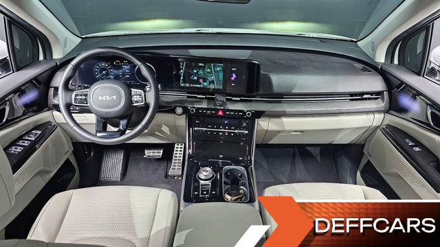 Kia CARNIVAL Gasoline 7-Seater Signature купить на сайте DeffCars