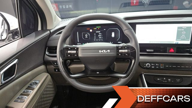 Kia CARNIVAL 7-Seater Noblesse купить на сайте DeffCars