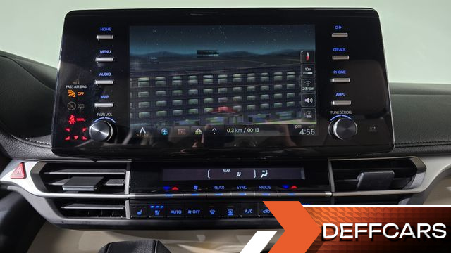 Toyota SIENNA 2.5 Hybrid 2WD купить на сайте DeffCars