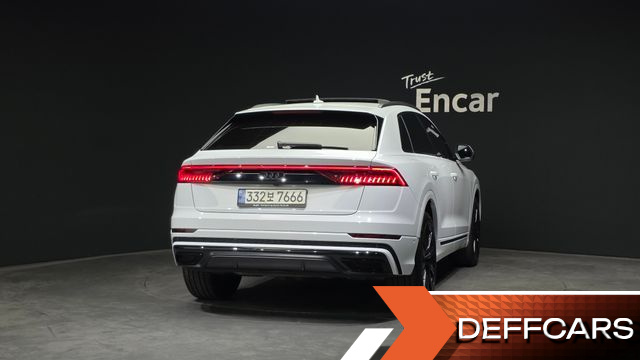 Audi Q8 55 TFSI Quattro Premium купить на сайте DeffCars