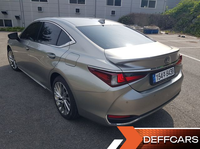 Lexus ES Executive купить на сайте DeffCars